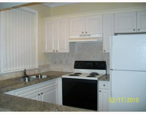 6798 West Sample Road, Unit 6798 Coral Springs, FL 33067 - Photo 2 of 4 Kitchen