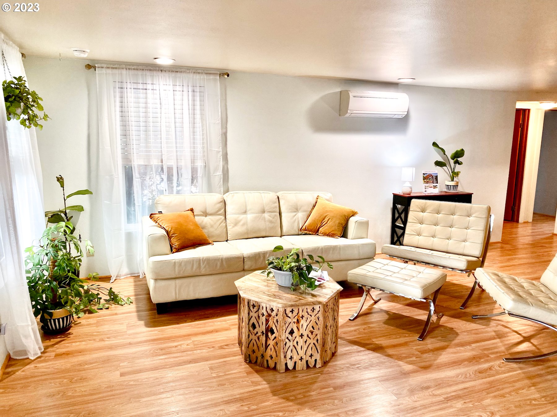 1344 S Street Springfield, OR 97477 - Photo 13 of 30 a living room with furniture and wooden floor