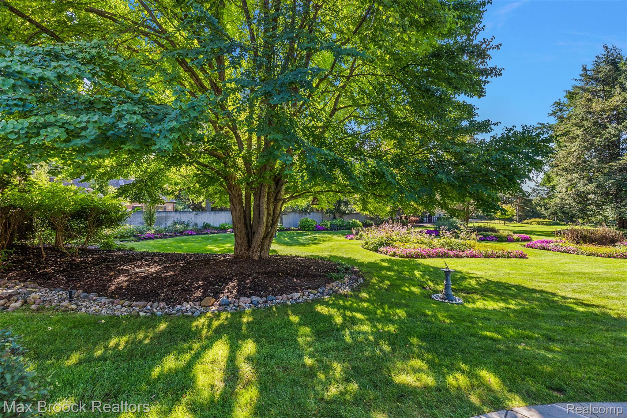 65 Lone Pine Road Bloomfield Hills, MI 48304 - Photo 48 of 63 65 Lone Pine 2026-42.jpg