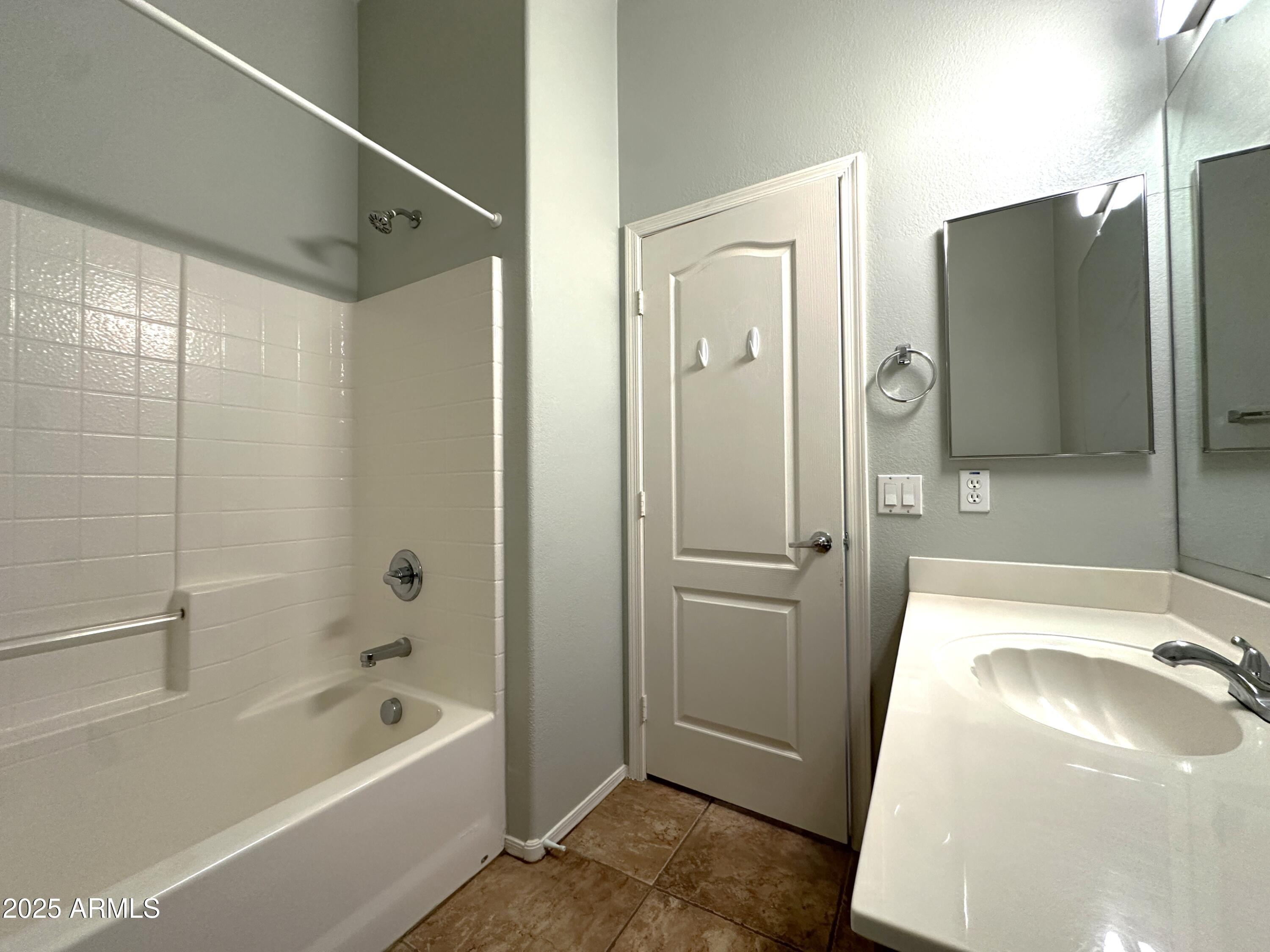 2401 East Rio Salado Parkway, Unit 1015 Tempe, AZ 85288 - Photo 17 of 33 IMG_4654