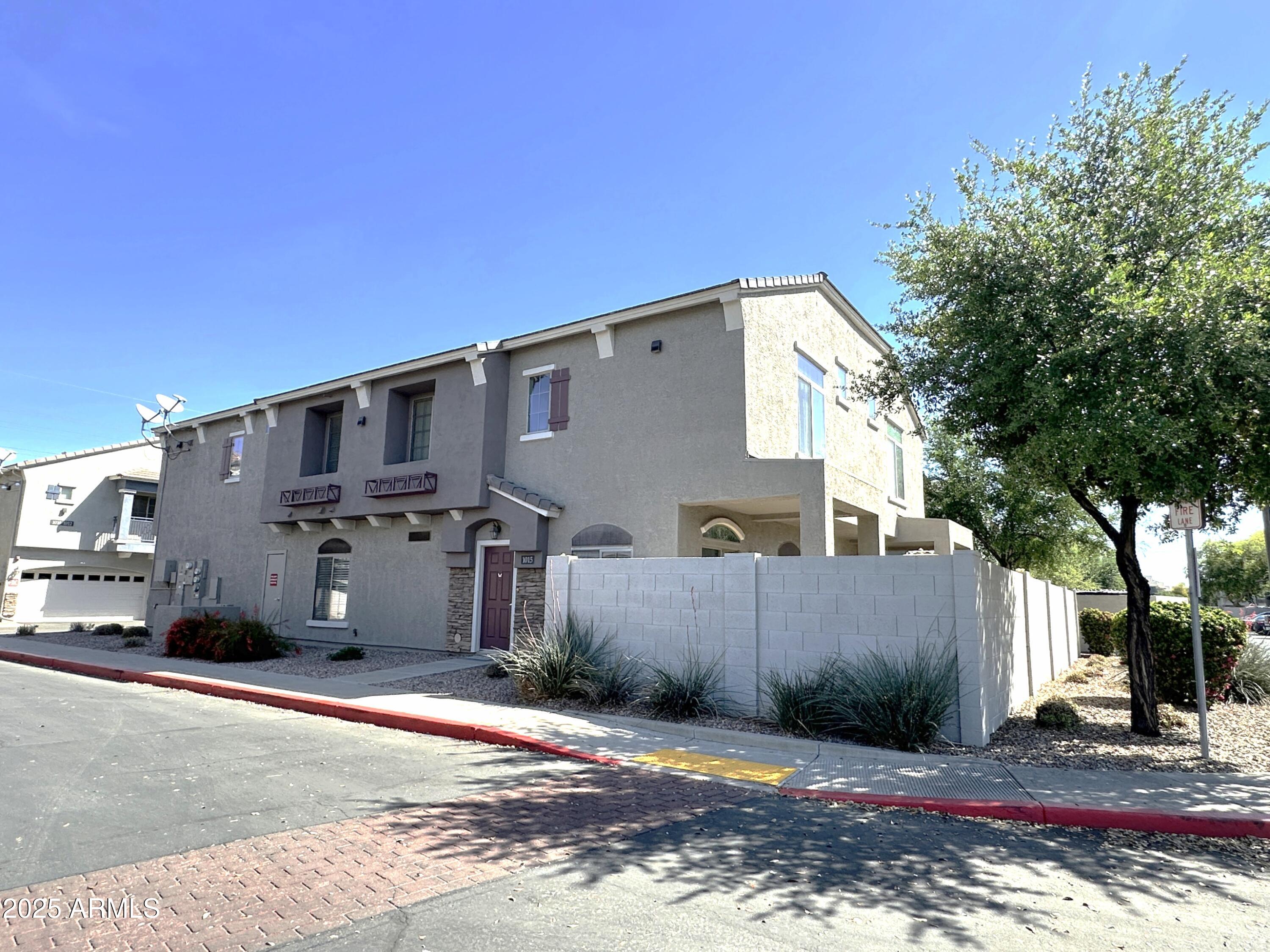 2401 East Rio Salado Parkway, Unit 1015 Tempe, AZ 85288 - Photo 2 of 33 IMG_4634