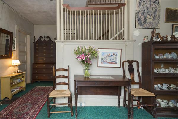 15 Calumet Road Winchester, MA 01890 - Photo 5 of 21 Gallery Image 5