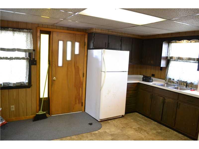 514 Melcroft Road Acme, PA 15610 - Photo 10 of 25 Kitchen.