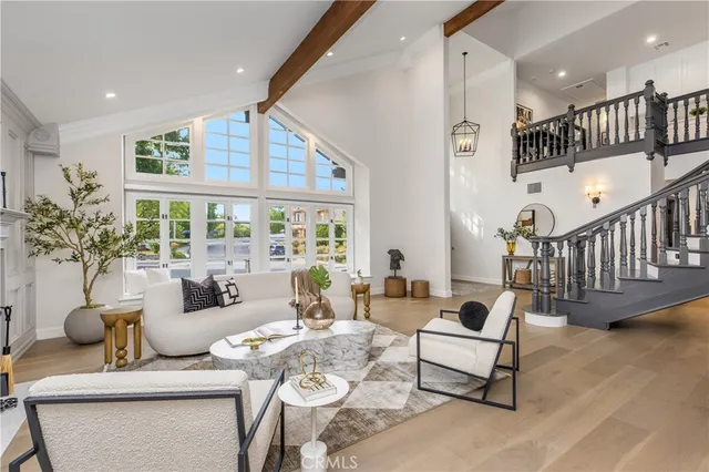 $2,495,000 | 6032 County Oak Road, Woodland Hills, CA 91367