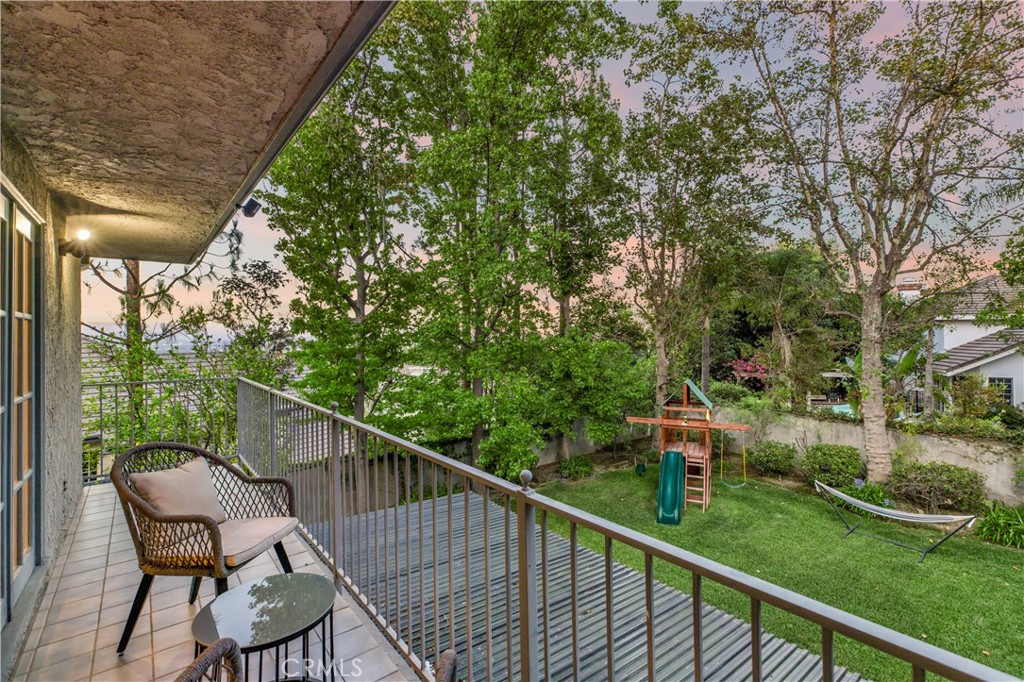 6032 County Oak Road Woodland Hills, CA 91367 - Photo 29 of 53