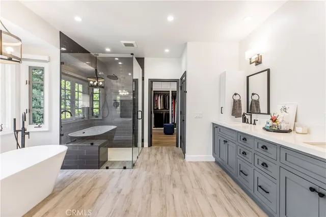 $2,495,000 | 6032 County Oak Road, Woodland Hills, CA 91367