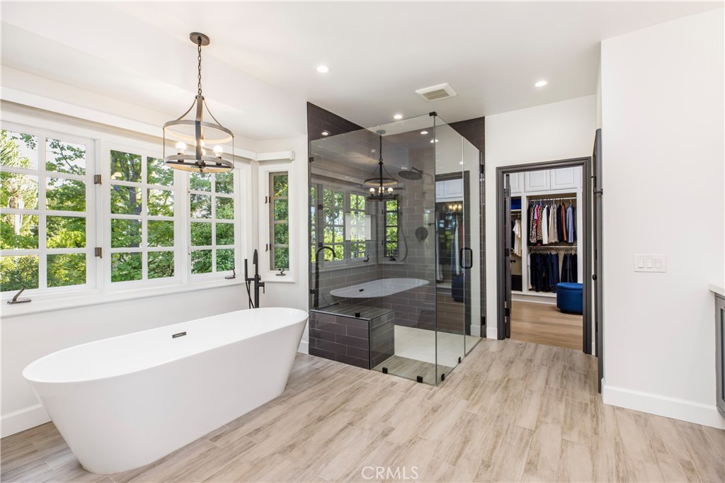 6032 County Oak Road Woodland Hills, CA 91367 - Photo 32 of 53