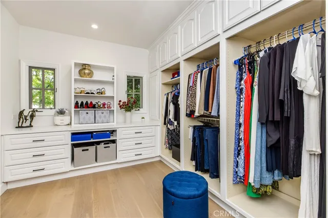 $2,495,000 | 6032 County Oak Road, Woodland Hills, CA 91367