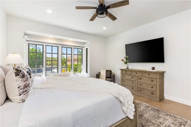 $2,495,000 | 6032 County Oak Road, Woodland Hills, CA 91367