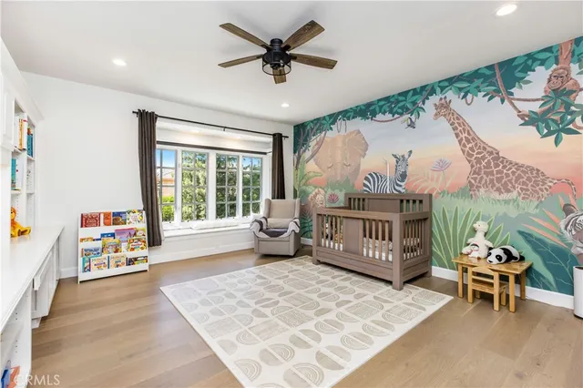 $2,495,000 | 6032 County Oak Road, Woodland Hills, CA 91367