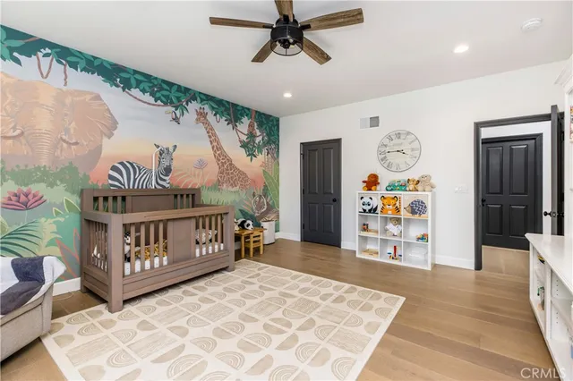 $2,495,000 | 6032 County Oak Road, Woodland Hills, CA 91367