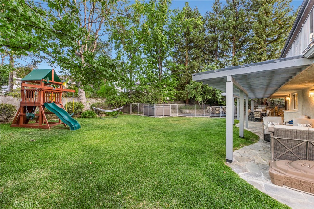 6032 County Oak Road Woodland Hills, CA 91367 - Photo 49 of 53