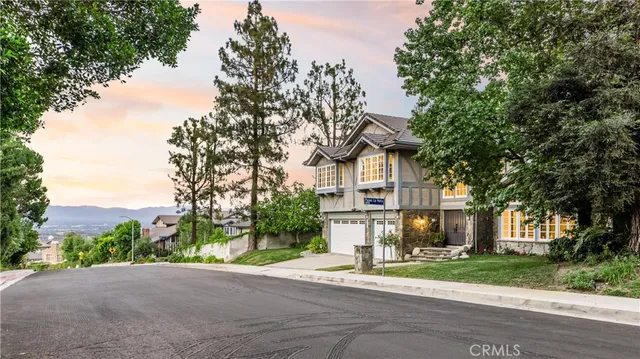 $2,495,000 | 6032 County Oak Road, Woodland Hills, CA 91367