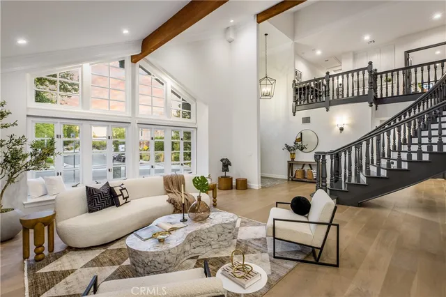 $2,495,000 | 6032 County Oak Road, Woodland Hills, CA 91367