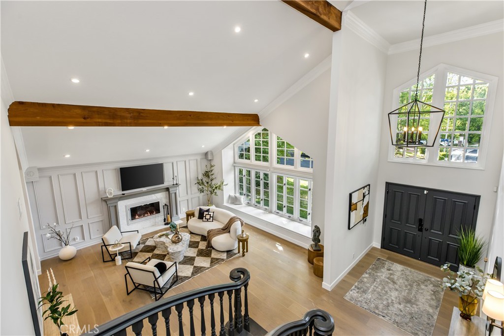 6032 County Oak Road Woodland Hills, CA 91367 - Photo 8 of 53