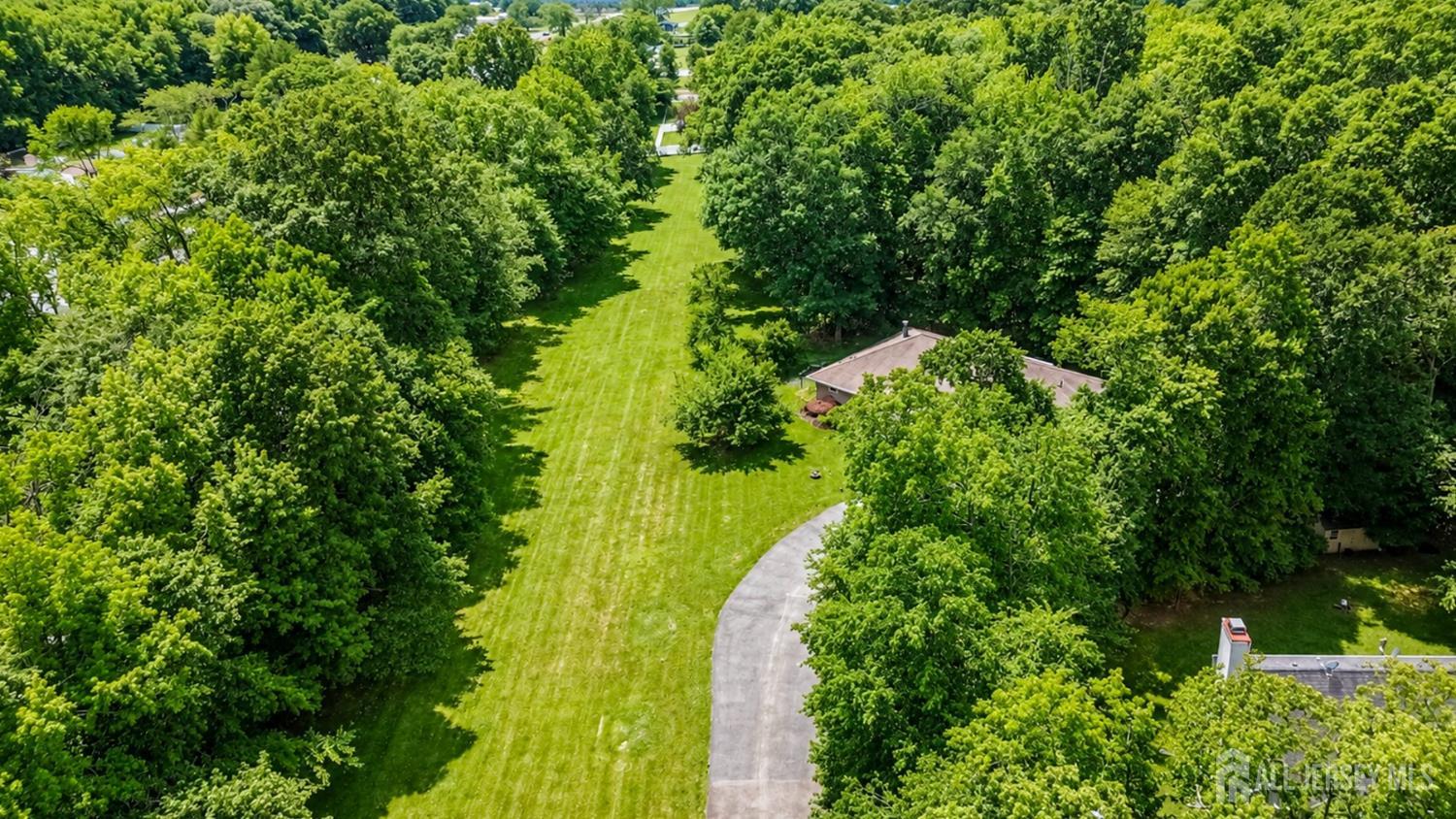 93 Sand Hills Road Kendall Park, NJ 08824 - Photo 30 of 31