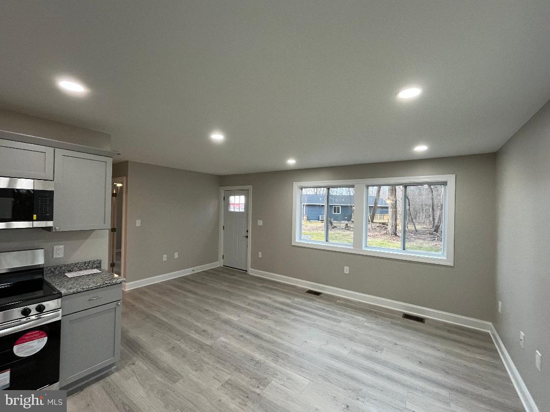 10971 Bottom Road Worton, MD 21678 - Photo 5 of 25 Living Area