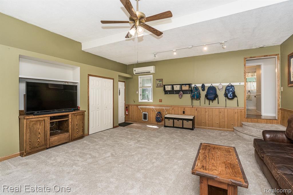 3450 Vardon Drive Rochester Hills, MI 48307 - Photo 9 of 34