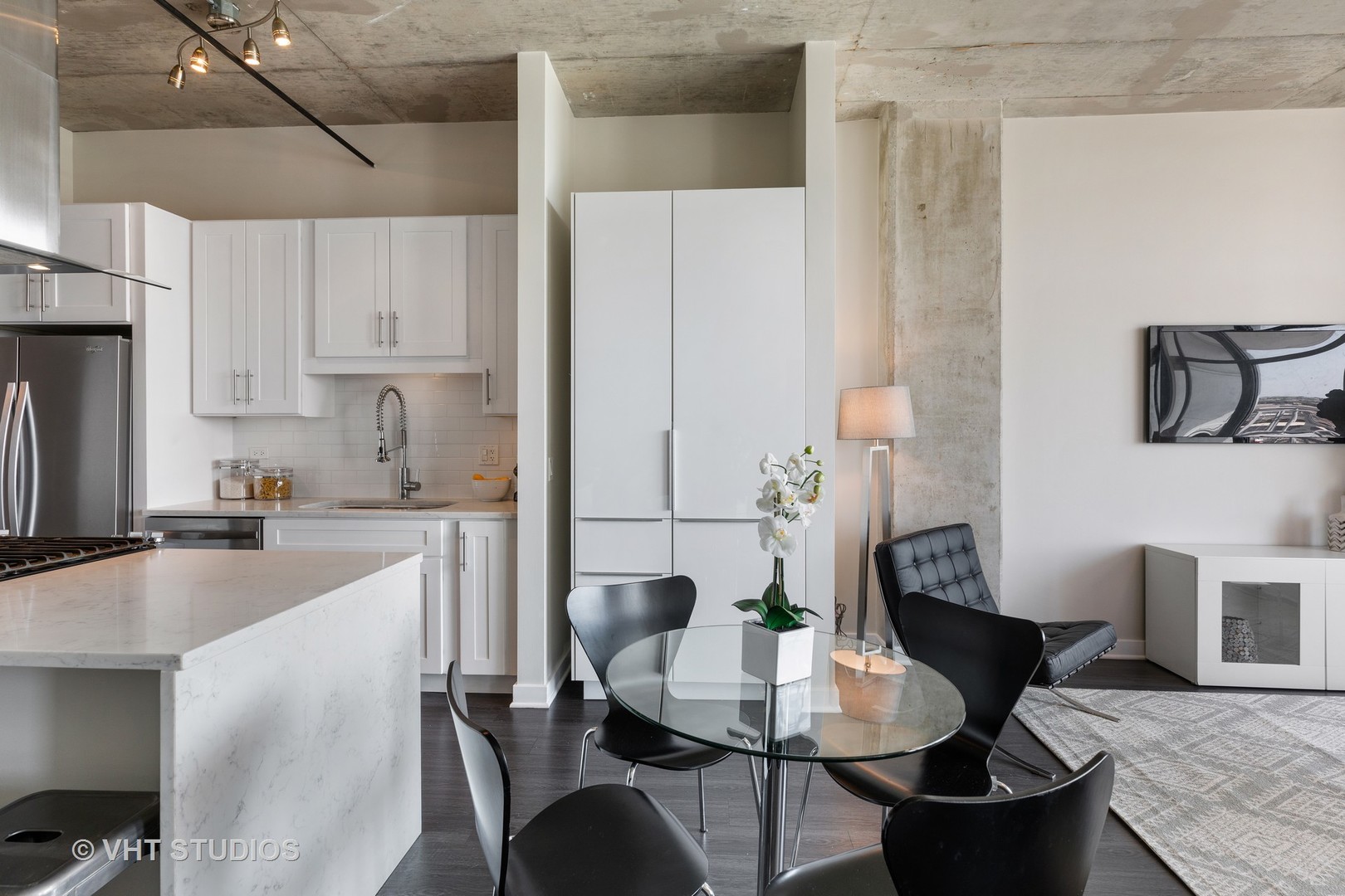 50 East 16th Street, Unit 812 Chicago, IL 60616 - Photo 9 of 18