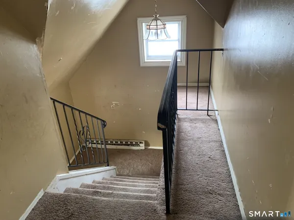 $279,900 | 7 Davis Street, Unit 2, Danbury, CT 06810