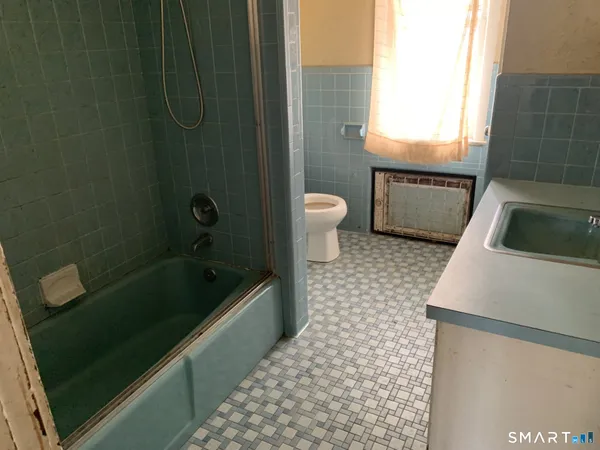 $279,900 | 7 Davis Street, Unit 2, Danbury, CT 06810