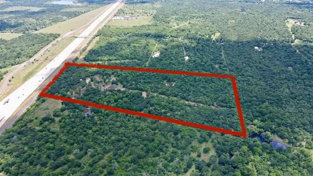 $400,000 | 14414 Interstate 45, Unit S, Richland, TX 76681