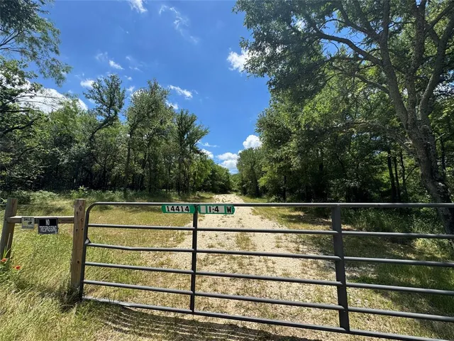 $400,000 | 14414 Interstate 45, Unit S, Richland, TX 76681