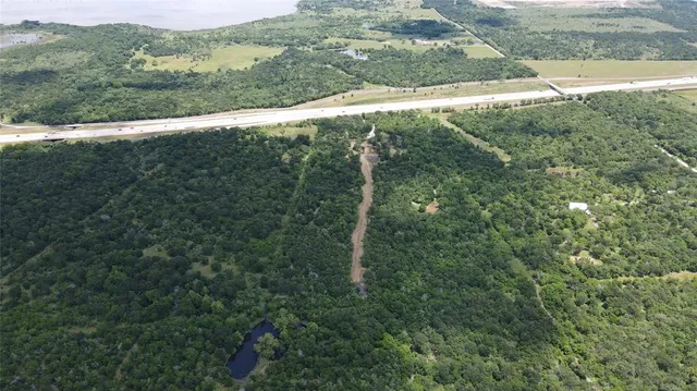 $400,000 | 14414 Interstate 45, Unit S, Richland, TX 76681