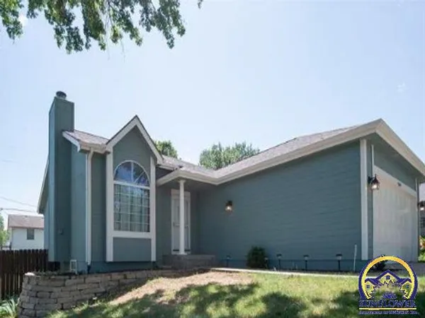 $289,000 | 5619 Southwest 35th Street, Topeka, KS 66614
