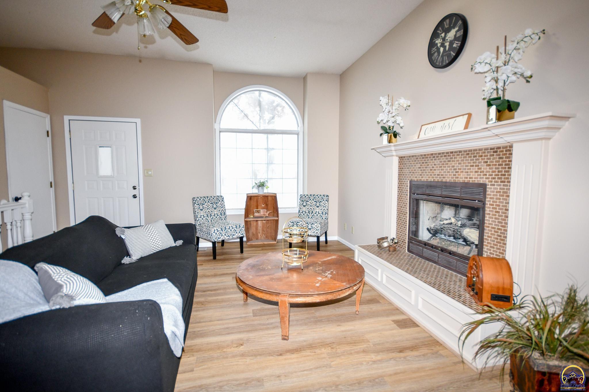 5619 Southwest 35th Street Topeka, KS 66614 - Photo 25 of 30