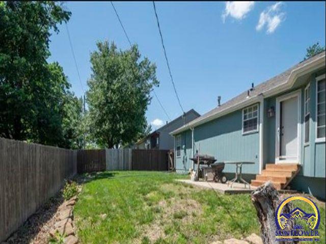 5619 Southwest 35th Street Topeka, KS 66614 - Photo 29 of 30