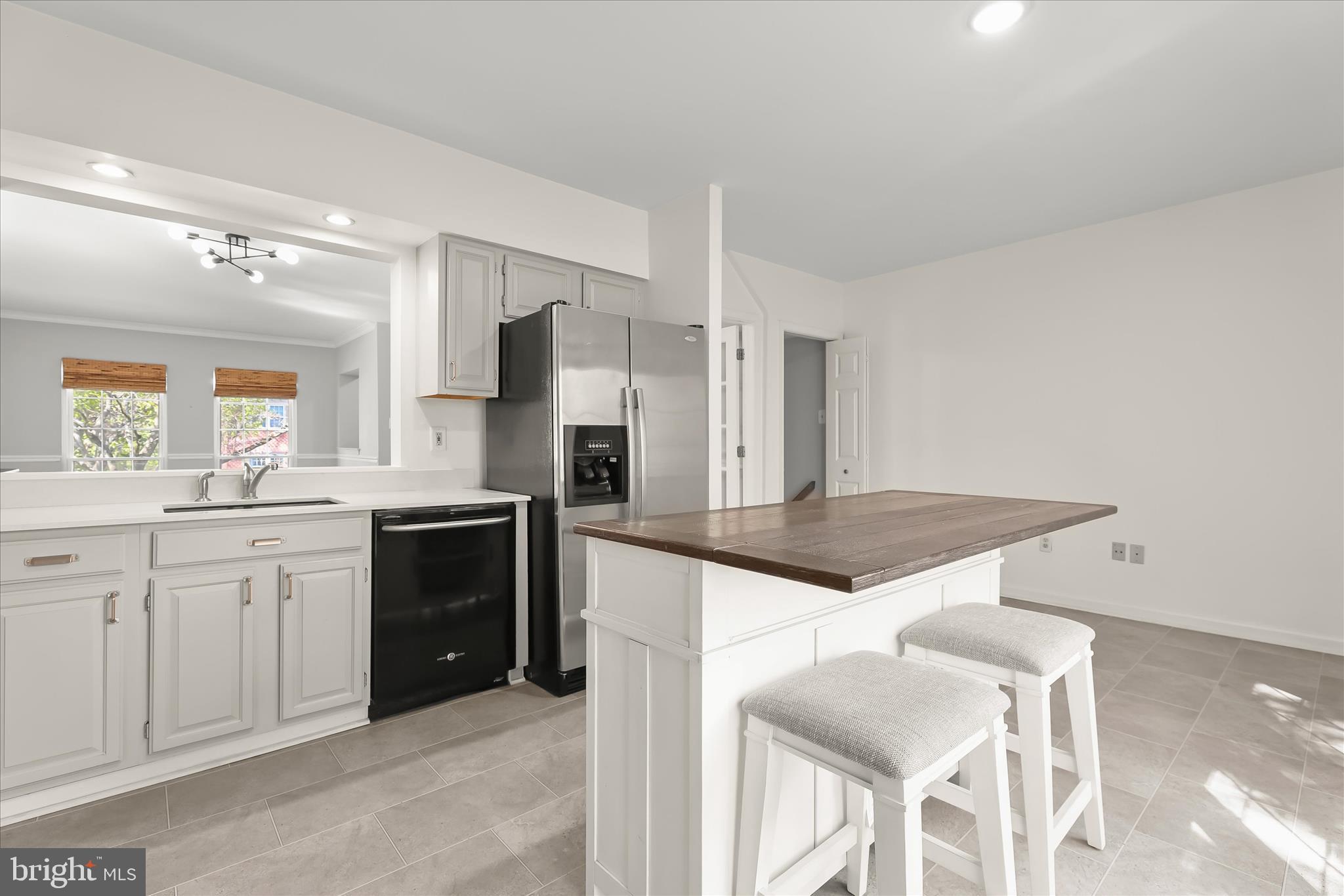 4016 Forest Valley Road Parkville, MD 21234 - Photo 14 of 62 Eat In Kitchen