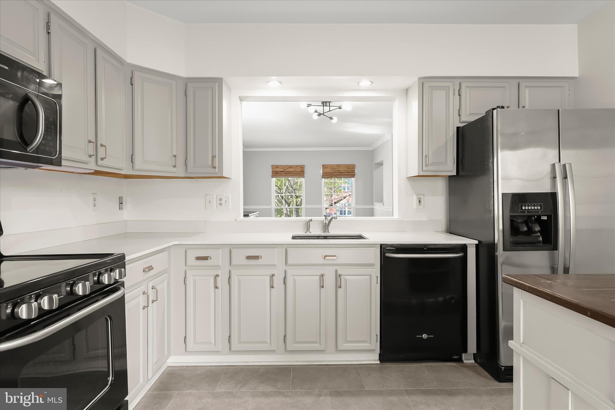 4016 Forest Valley Road Parkville, MD 21234 - Photo 15 of 62 Eat In Kitchen