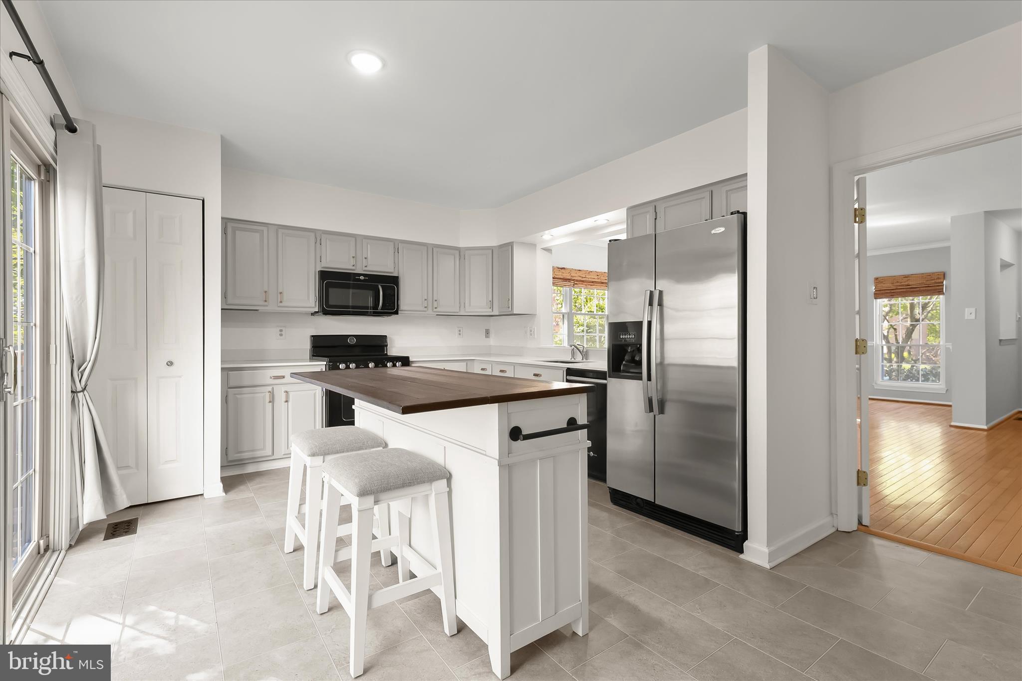 4016 Forest Valley Road Parkville, MD 21234 - Photo 17 of 62 Eat In Kitchen