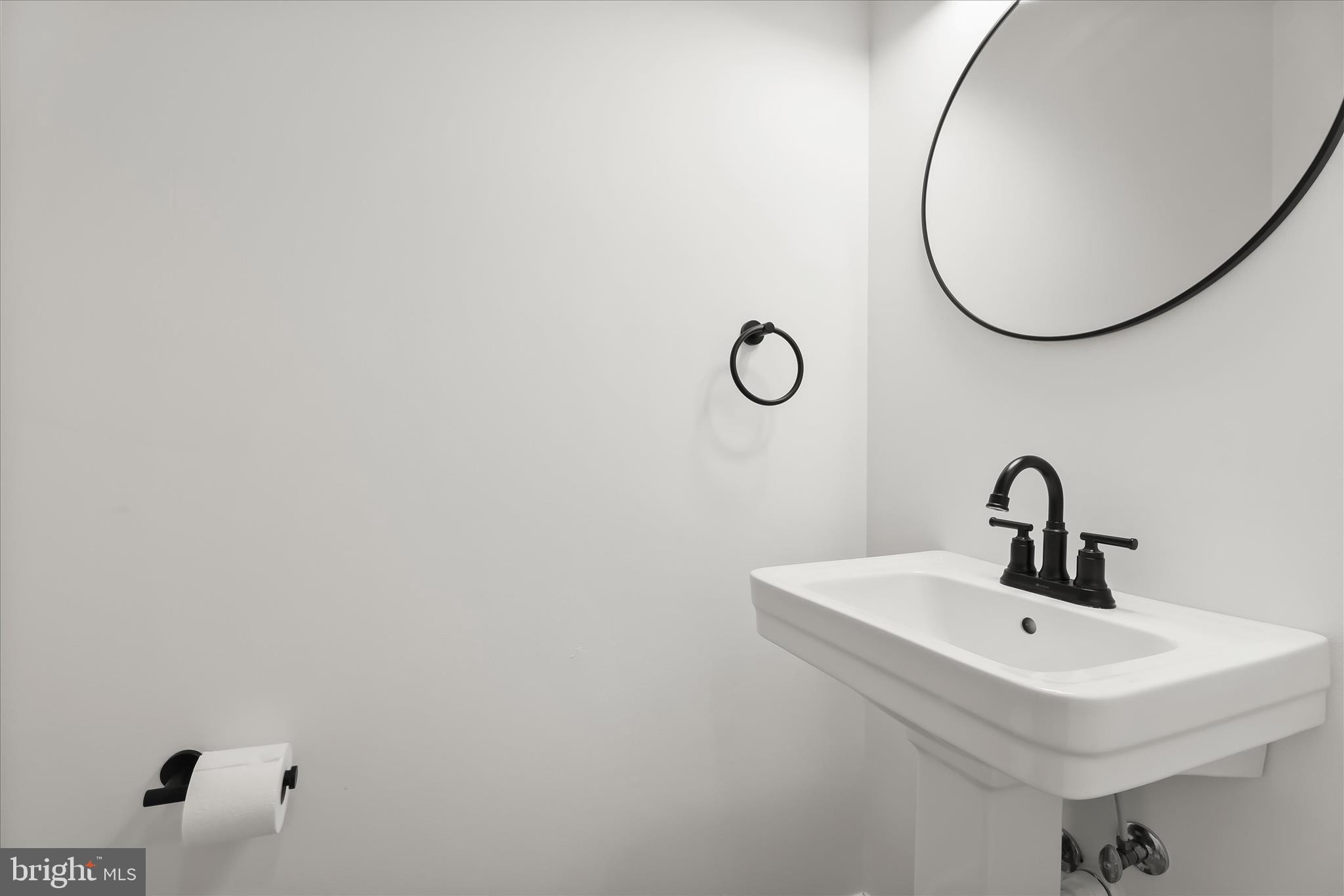 4016 Forest Valley Road Parkville, MD 21234 - Photo 25 of 62 Main Level Powder Room