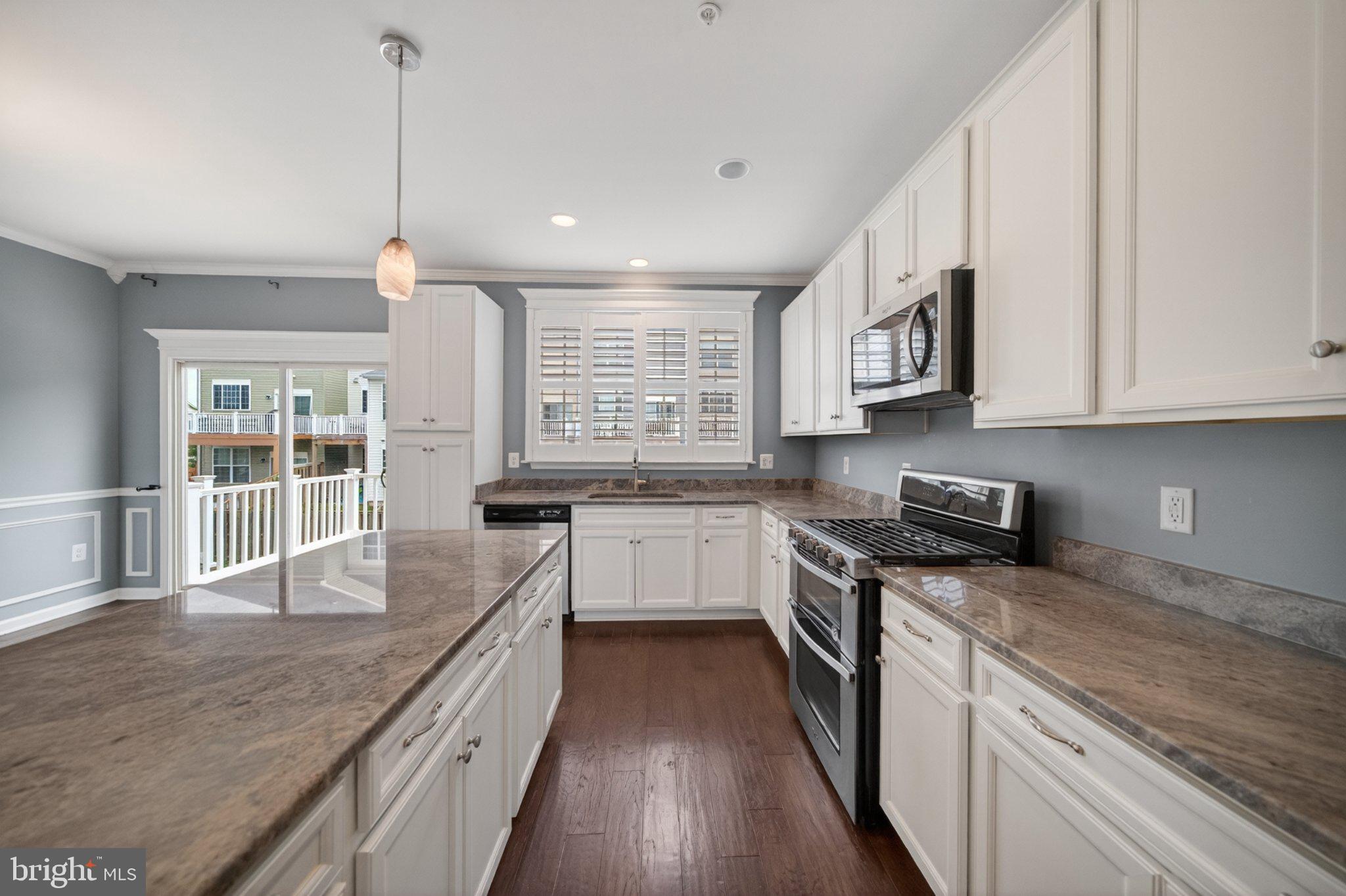 8475 Randell Ridge Road Frederick, MD 21704 - Photo 2 of 36 Modern kitchen with elegant finishes.