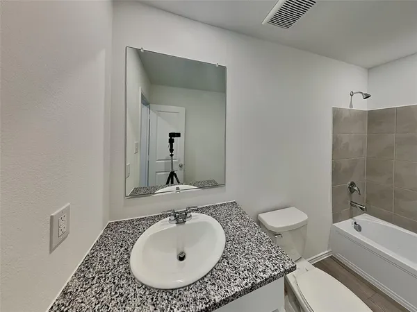 $1,950 | 1105 Blazin Bronco Trail, Haslet, TX 76052