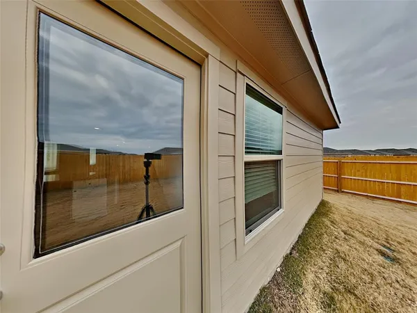 $1,950 | 1105 Blazin Bronco Trail, Haslet, TX 76052