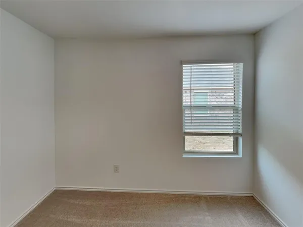 $1,950 | 1105 Blazin Bronco Trail, Haslet, TX 76052