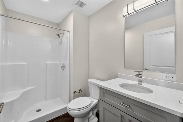 $1,475 | 1624 Lonsdale Avenue, Unit 204/304, Lincoln, RI 02865