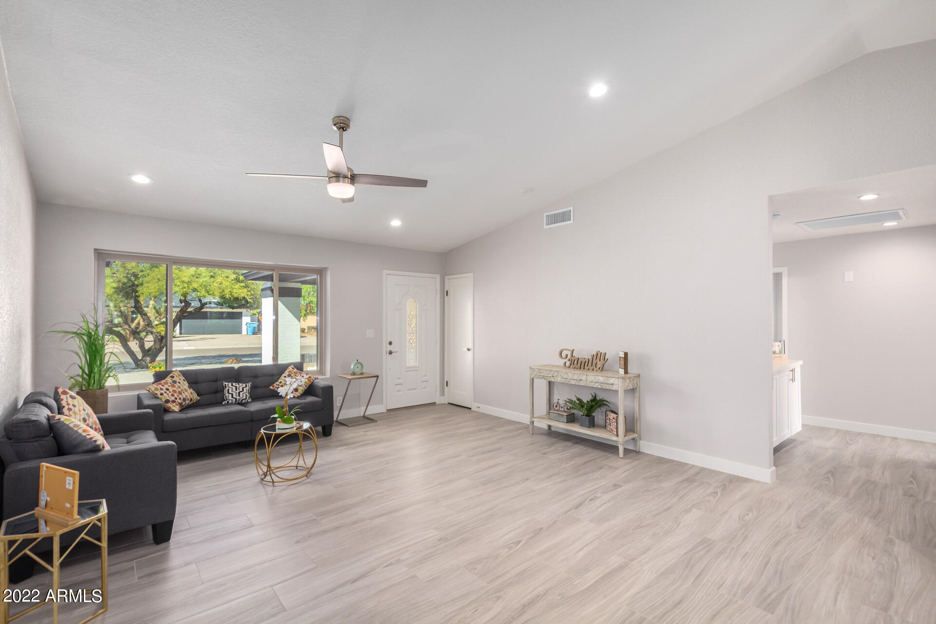 4529 East Redfield Road Phoenix, AZ 85032 - Photo 8 of 47 08 Redfield