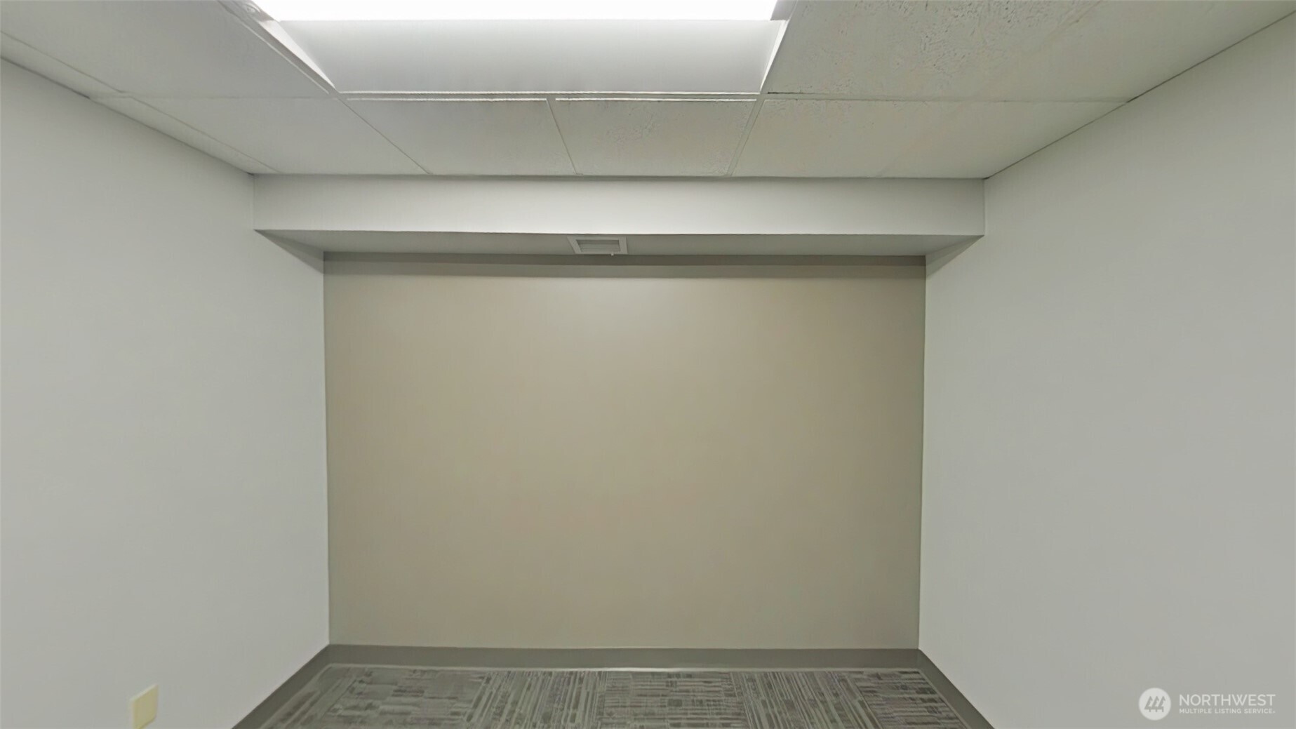 110 James Street, Unit 106 Edmonds, WA 98020 - Photo 9 of 19