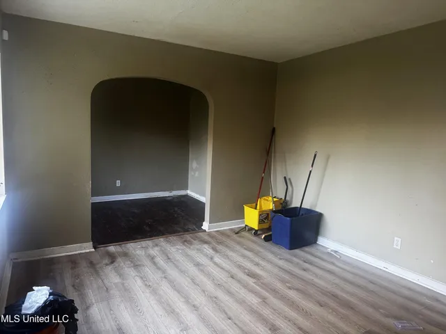 $32,500 | 931 Stuart Street, Jackson, MS 39204