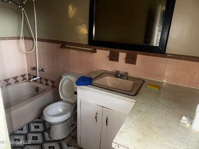 $32,500 | 931 Stuart Street, Jackson, MS 39204