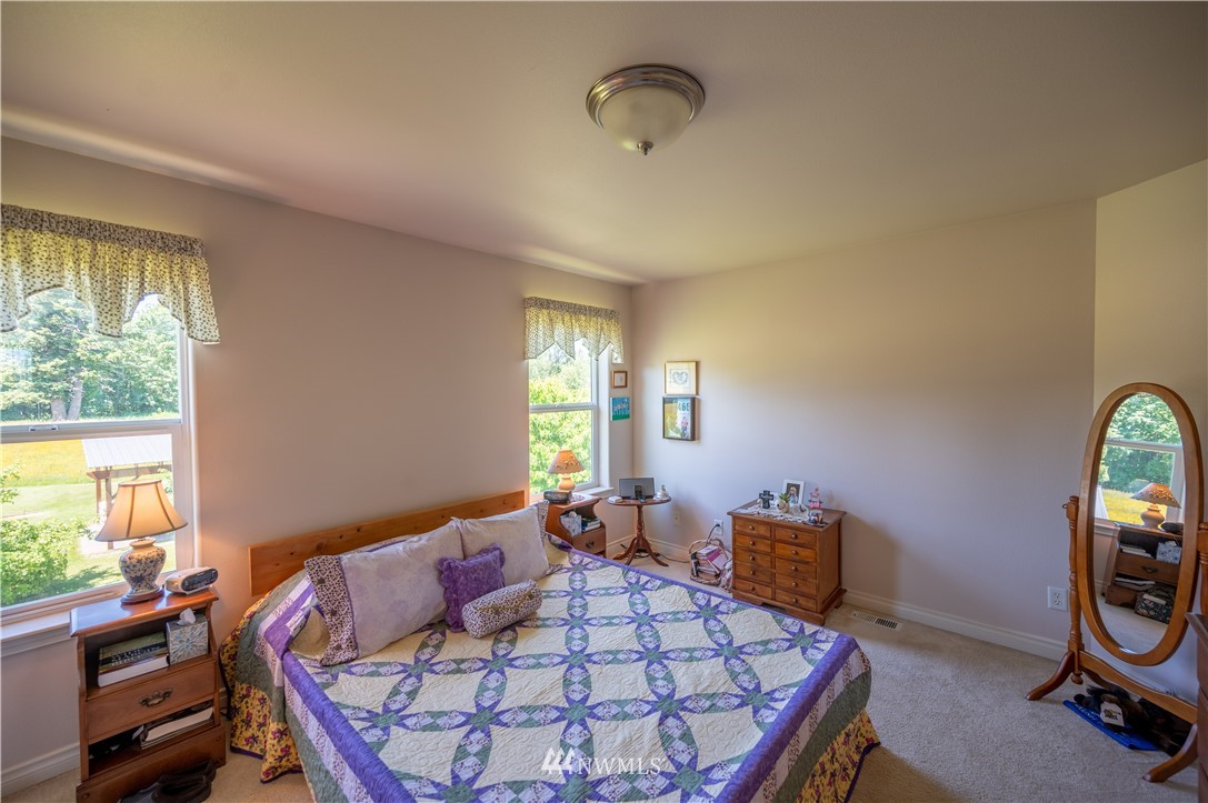 5563 Sand Road Bellingham, WA 98226 - Photo 16 of 36