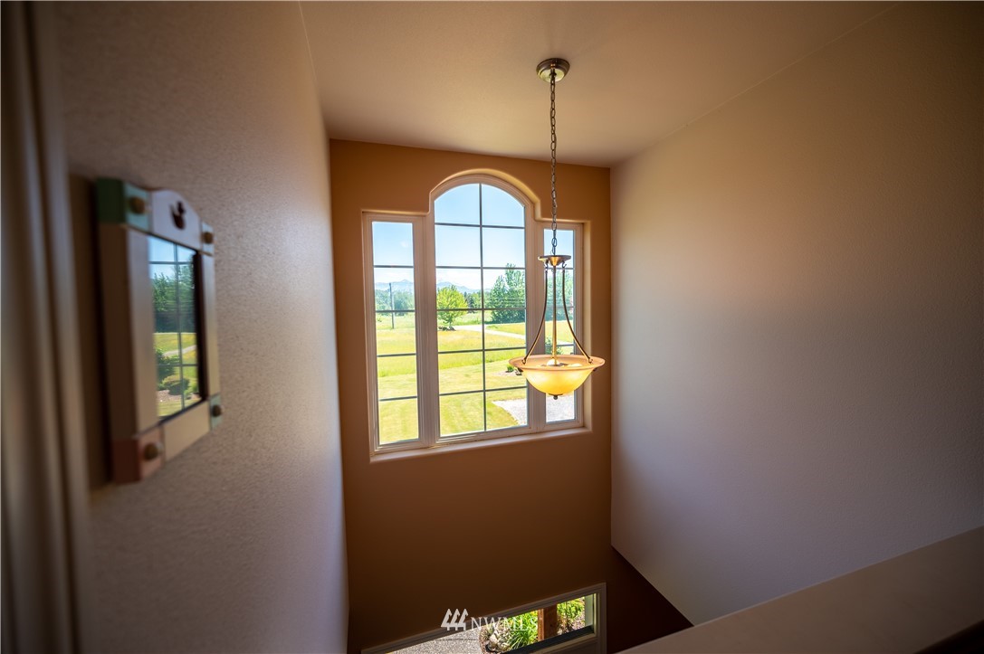 5563 Sand Road Bellingham, WA 98226 - Photo 20 of 36