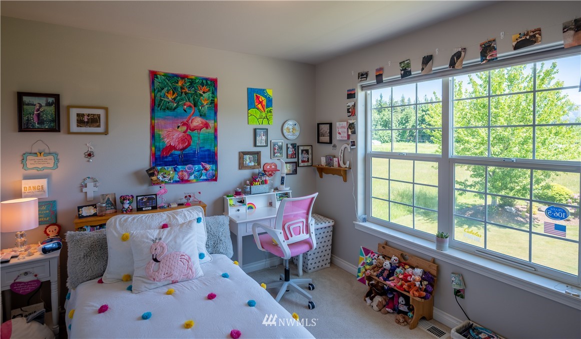 5563 Sand Road Bellingham, WA 98226 - Photo 21 of 36