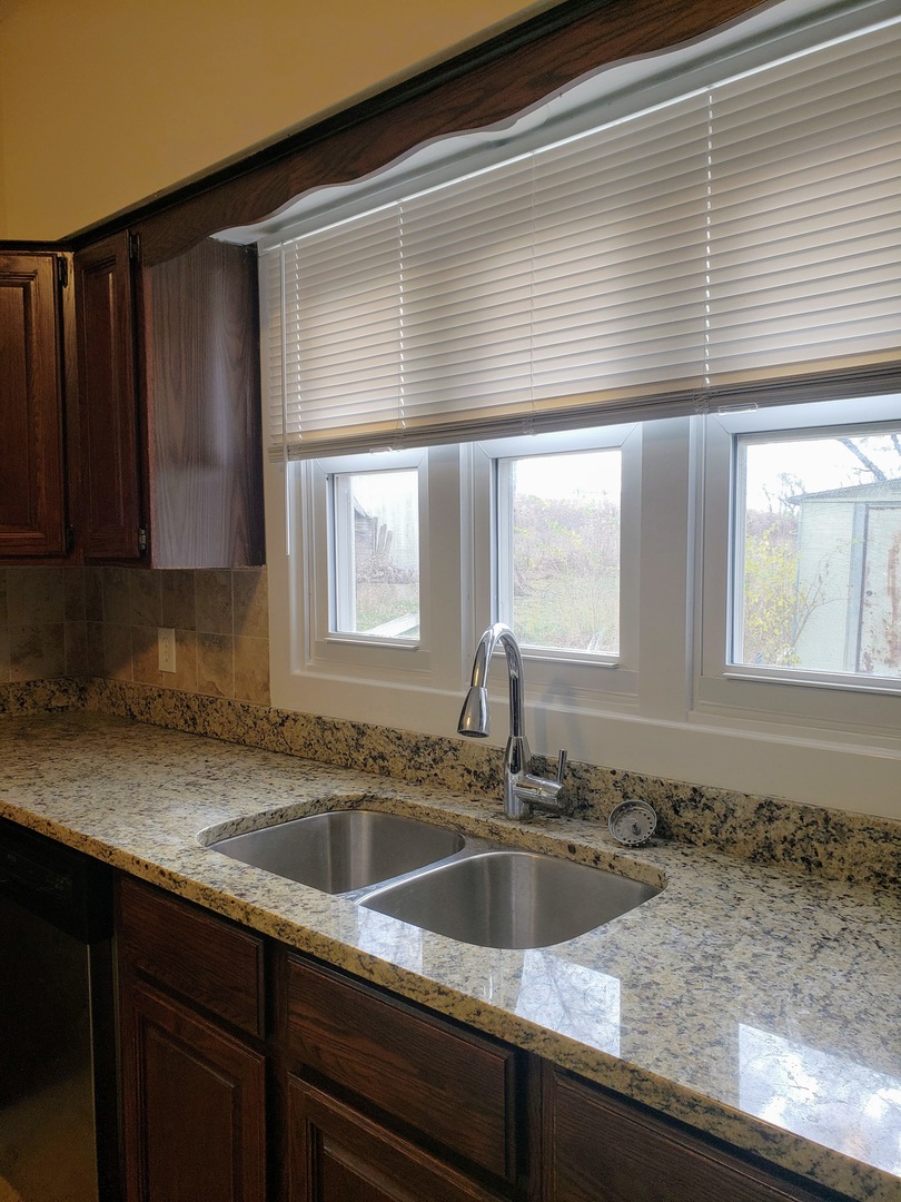 4716 Marengo Road Harvard, IL 60033 - Photo 10 of 27