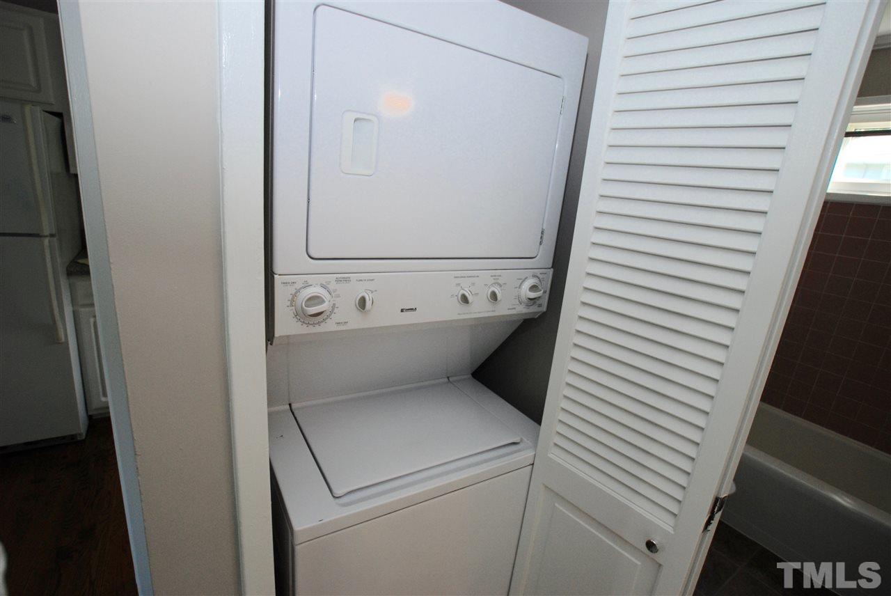 803 Daniels Street, Unit B Raleigh, NC 27605 - Photo 10 of 22 a utility room with dryer and washer