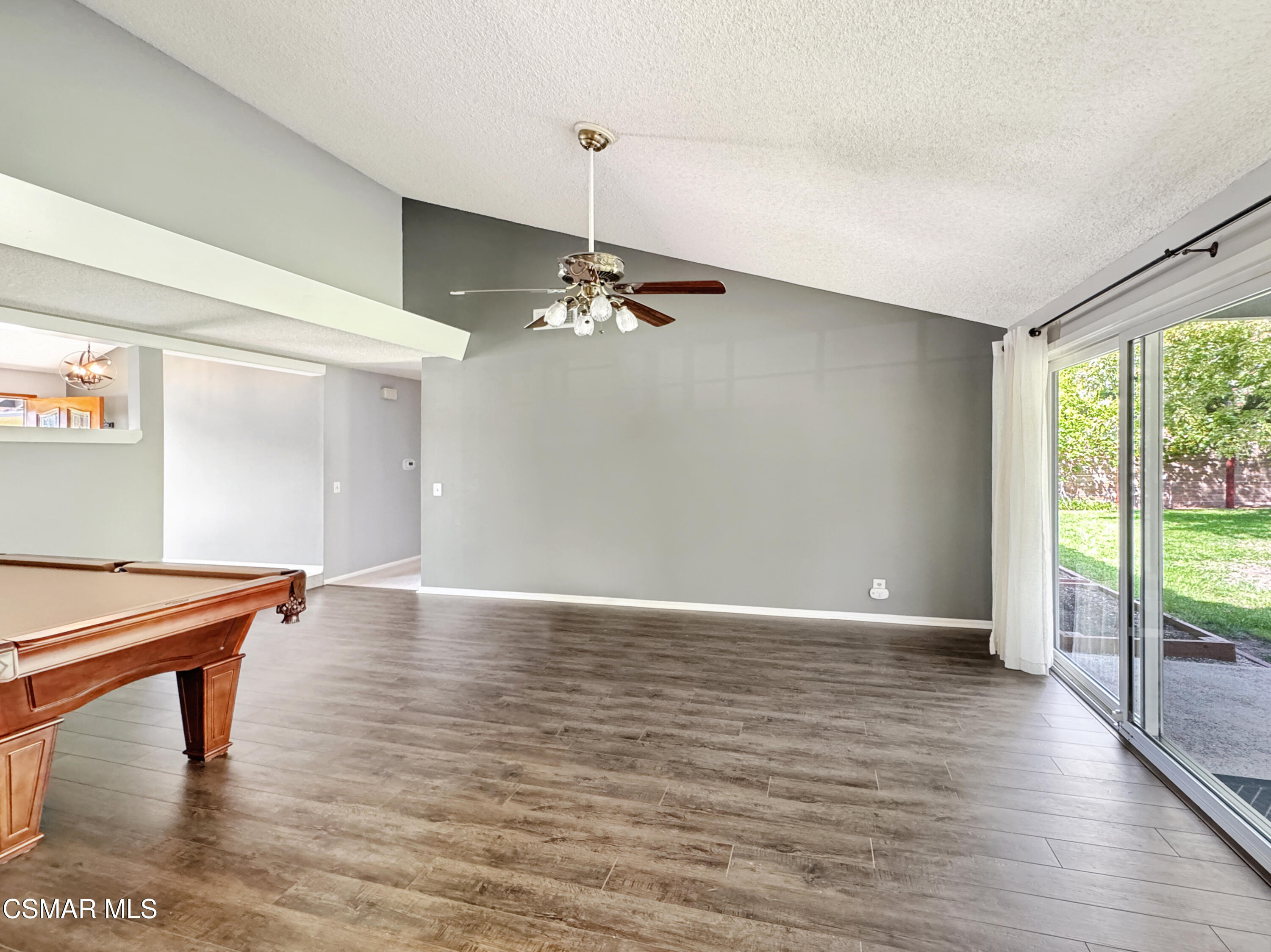 2948 Texas Avenue Simi Valley, CA 93063 - Photo 14 of 32 e6884697c05e4cbb5063637c64f76add297f9e7f